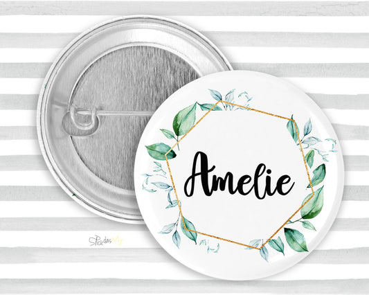 1x Button 59mm Blume Kranz 6eck Name, Magnet Anstecker Namensschild
